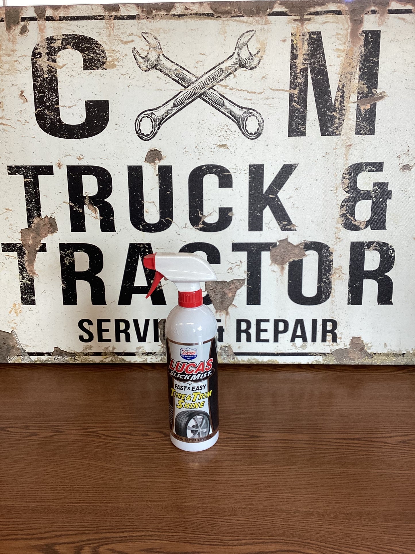 Lucas Mist Tire & Trim 24oz